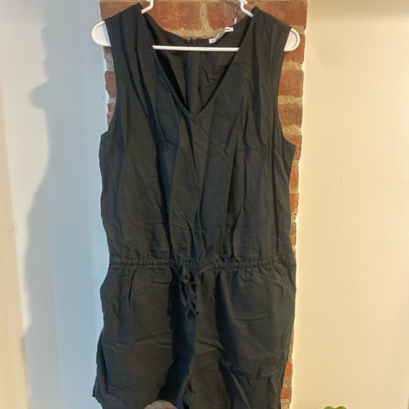 2 for 1 SPECIAL! Rompers - Picture 2 of 2